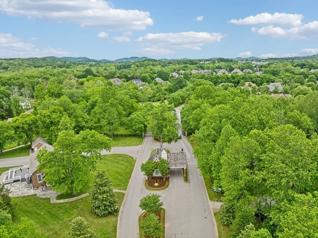 4672 Majestic Meadows Drive Arrington TN 37014