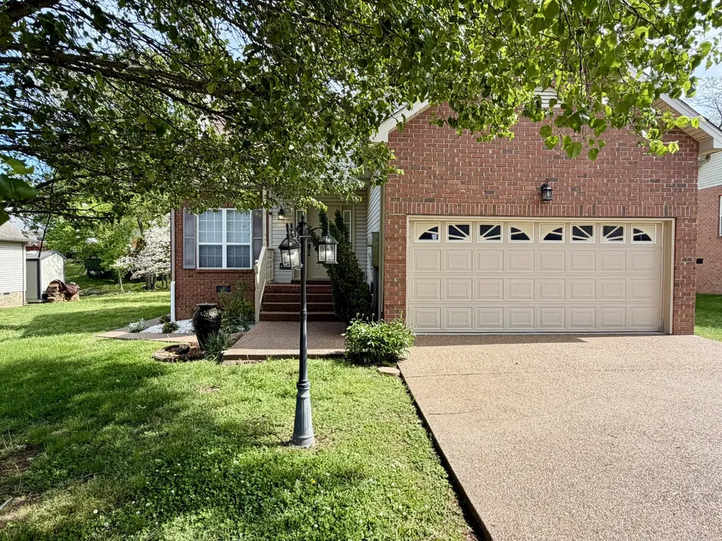1233 Timber Valley Drive Nashville TN 37214
