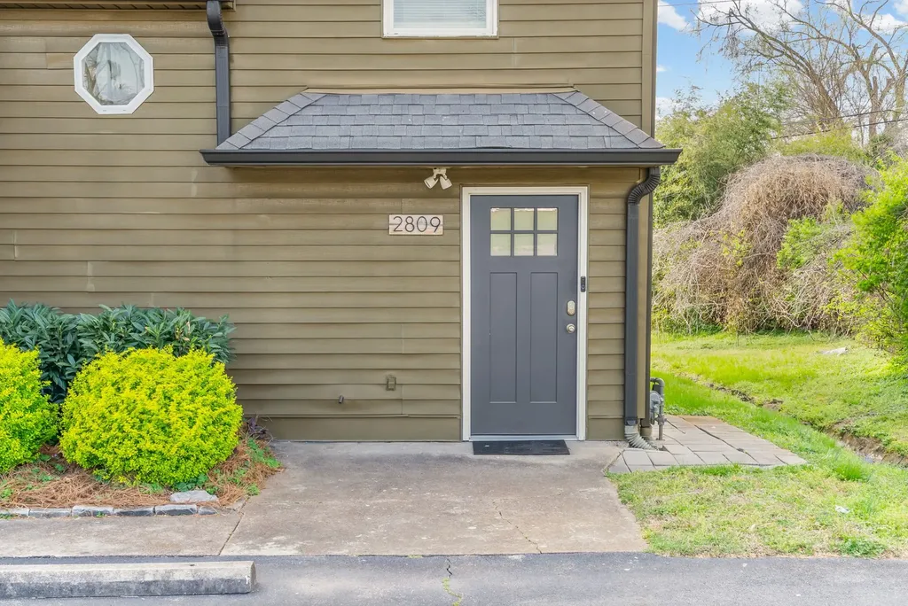 2809 Azalea Place Nashville TN 37204