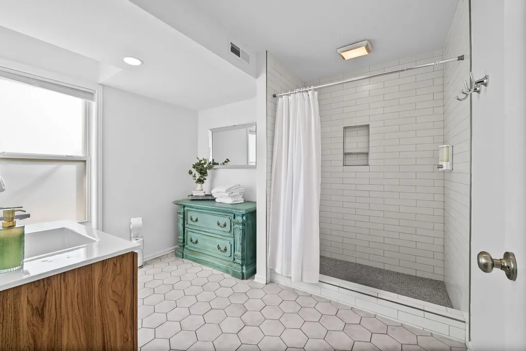2809 Azalea Place Nashville TN 37204
