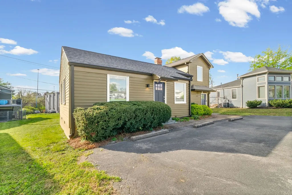 2809 Azalea Place Nashville TN 37204