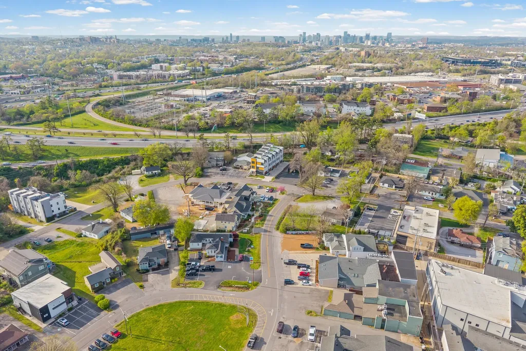 2809 Azalea Place Nashville TN 37204