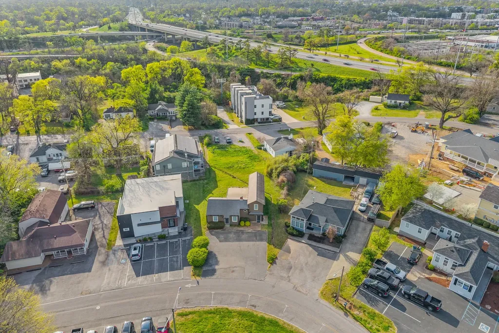 2809 Azalea Place Nashville TN 37204