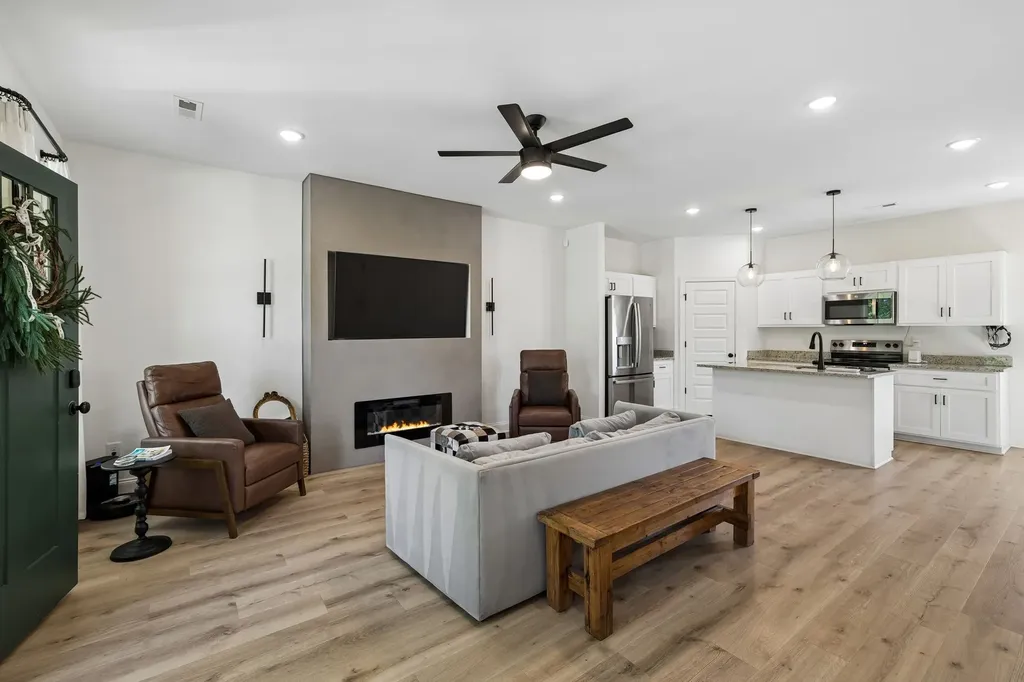 466 Mooresville Pike Columbia TN 38401