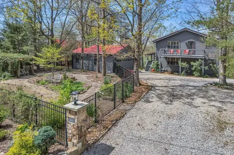 1841 Laurel Lake Drive Monteagle TN 37356