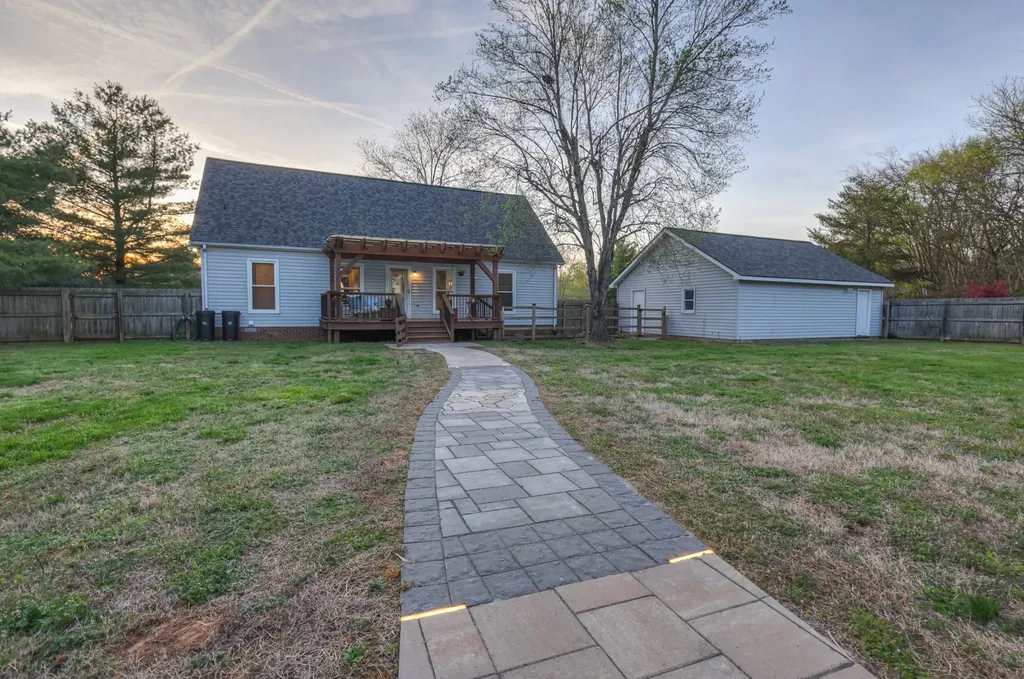 1737 Verona Caney Road Lewisburg TN 37091