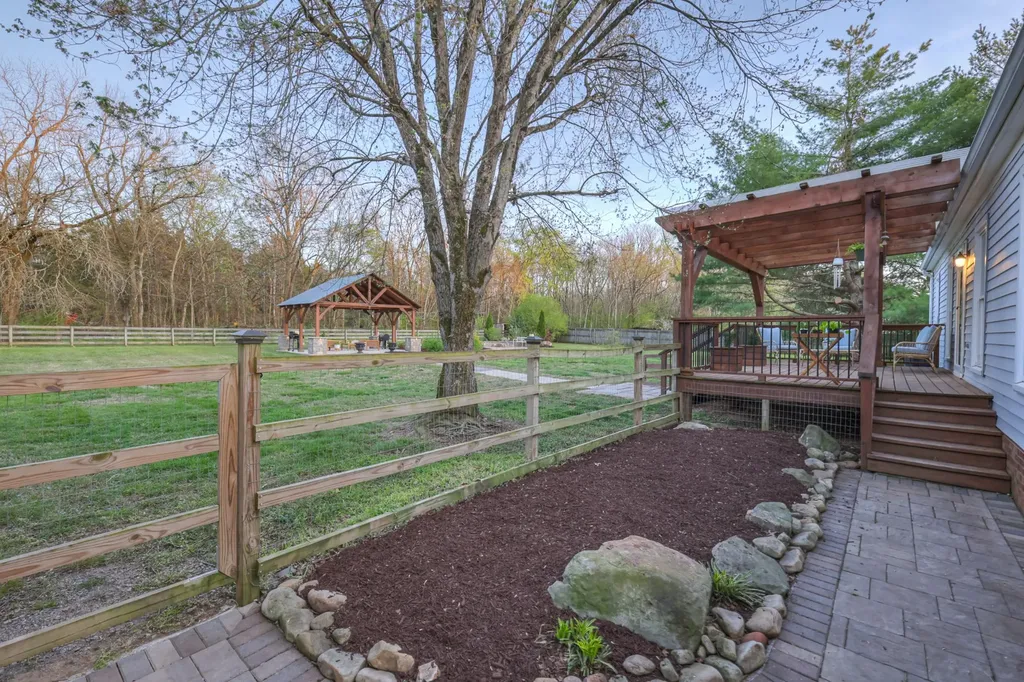 1737 Verona Caney Road Lewisburg TN 37091