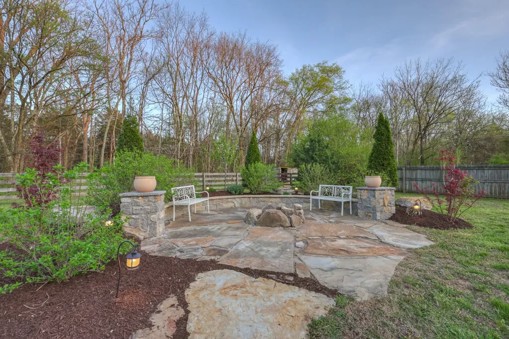 1737 Verona Caney Road Lewisburg TN 37091