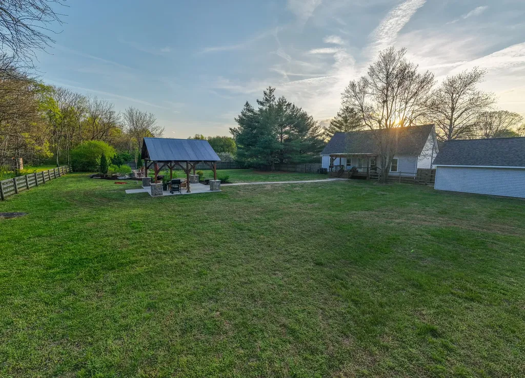 1737 Verona Caney Road Lewisburg TN 37091