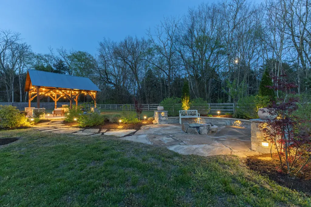 1737 Verona Caney Road Lewisburg TN 37091