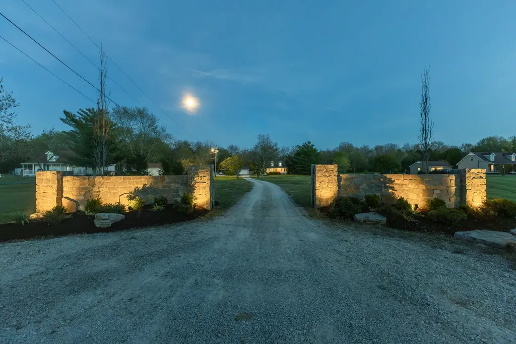 1737 Verona Caney Road Lewisburg TN 37091