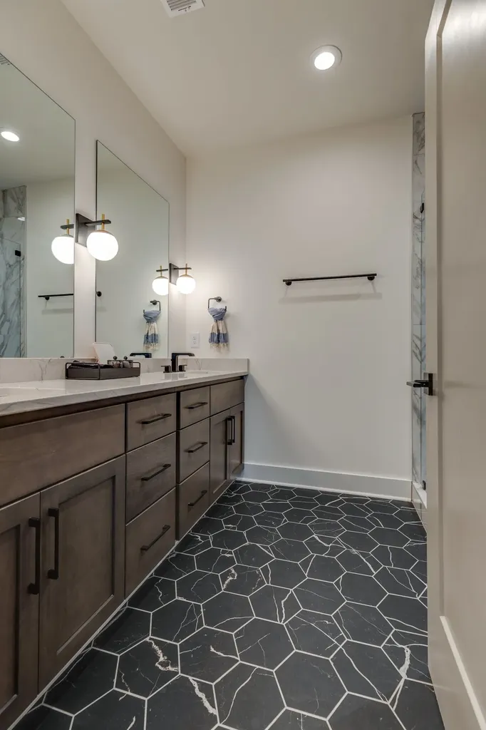 3206 W End Circle Nashville TN 37203