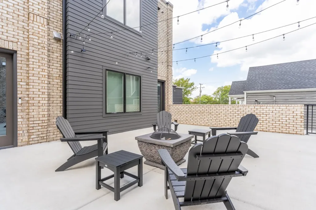 3206 W End Circle Nashville TN 37203