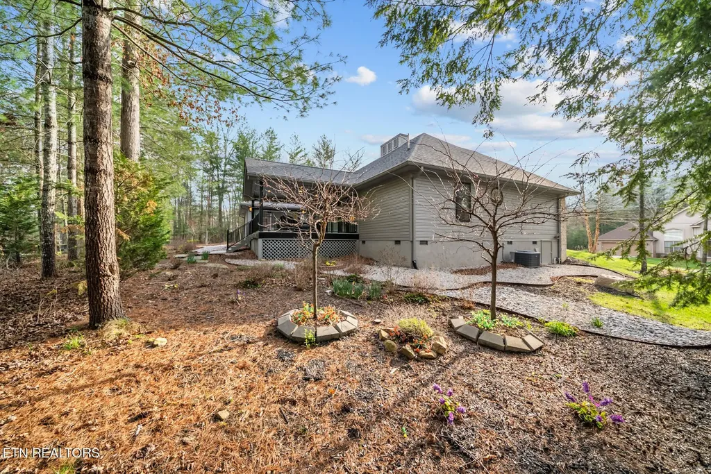 194 Forest View Drive Crossville TN 38558