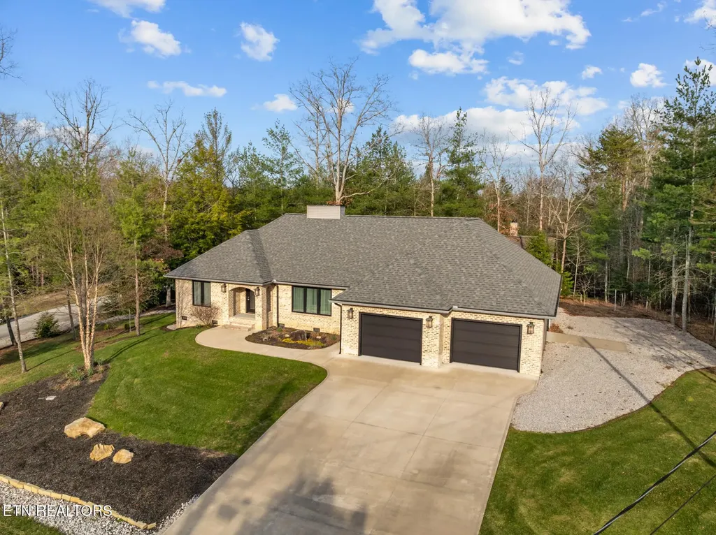 194 Forest View Drive Crossville TN 38558