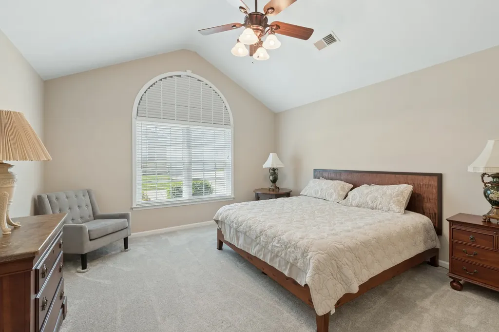 825 Browns Lane Gallatin TN 37066