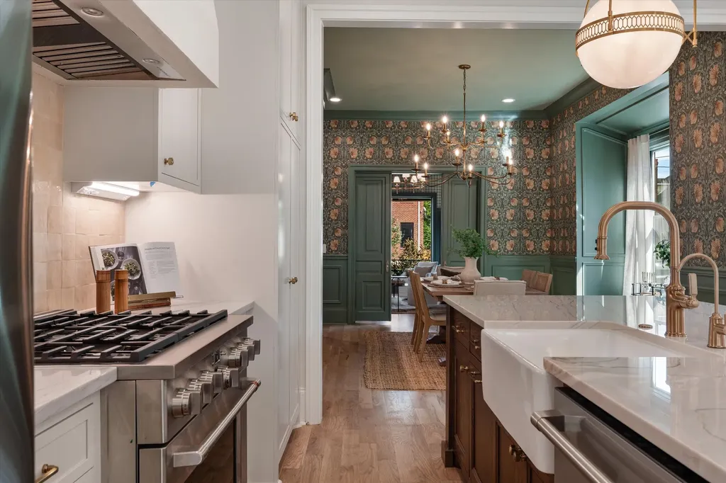 1015 15th Ave, S Nashville TN 37212