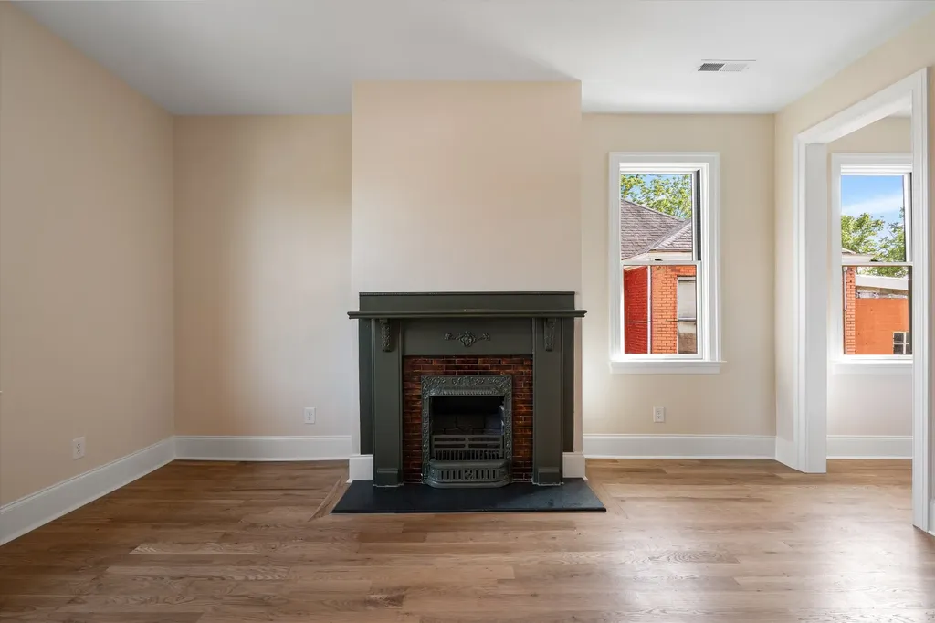 1015 15th Ave, S Nashville TN 37212