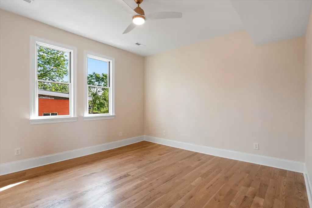 1015 15th Ave, S Nashville TN 37212