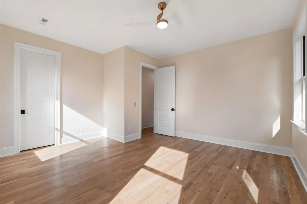 1015 15th Ave, S Nashville TN 37212