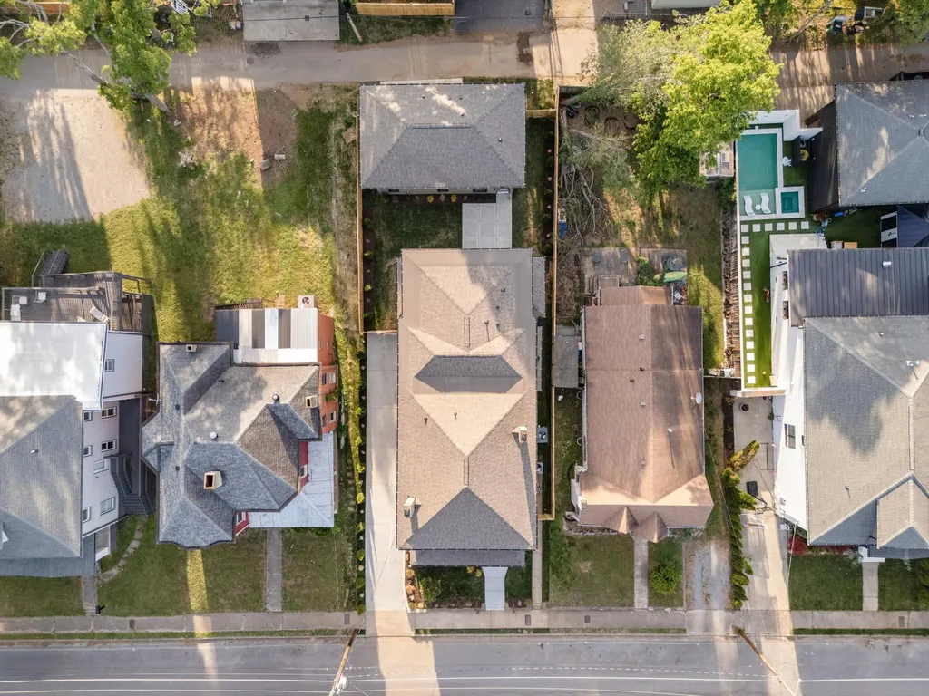 1015 15th Ave, S Nashville TN 37212