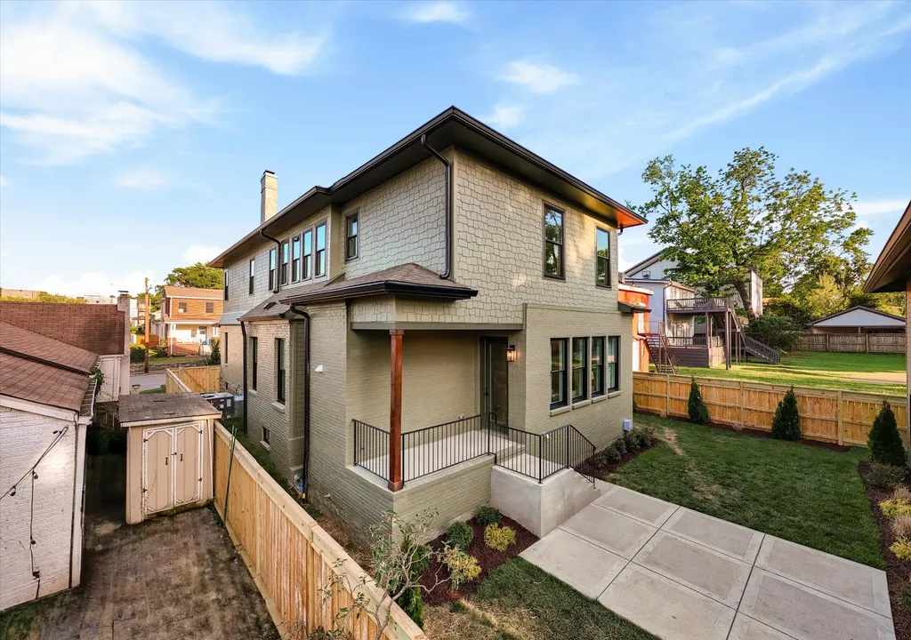 1015 15th Ave, S Nashville TN 37212