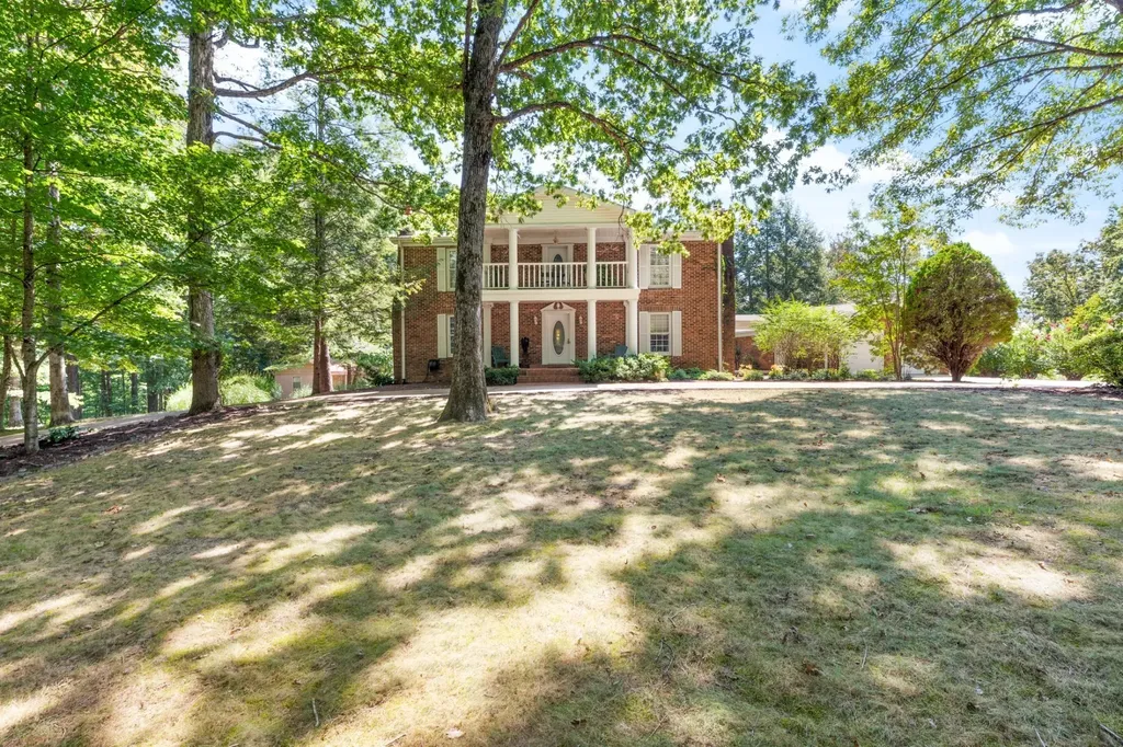 7422 Indian Creek Road Mc Ewen TN 37101