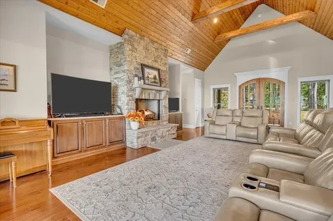 209 Moonshine Drive Jasper TN 37347