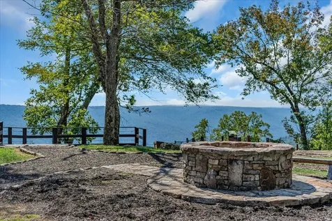 209 Moonshine Drive Jasper TN 37347