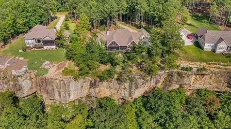 209 Moonshine Drive Jasper TN 37347