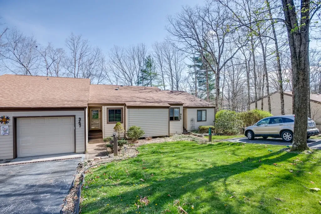 347 Lake Catherine Circle Crossville TN 38558