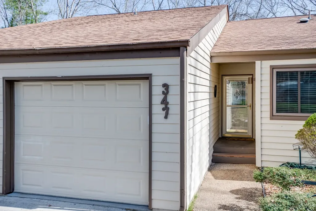 347 Lake Catherine Circle Crossville TN 38558