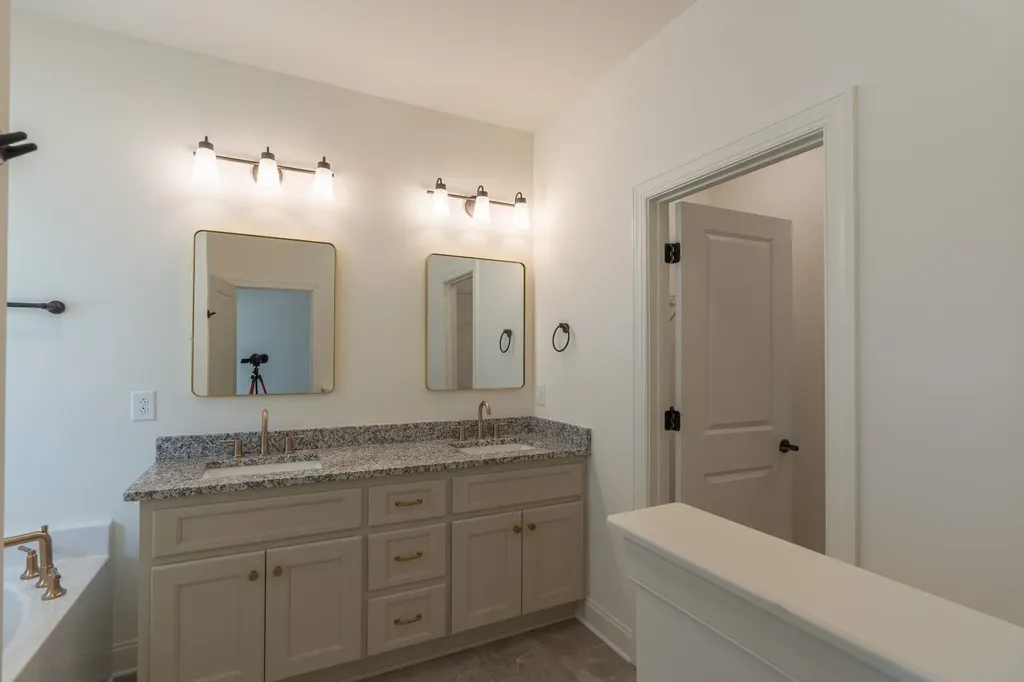347 Estates Drive Smithville TN 37166