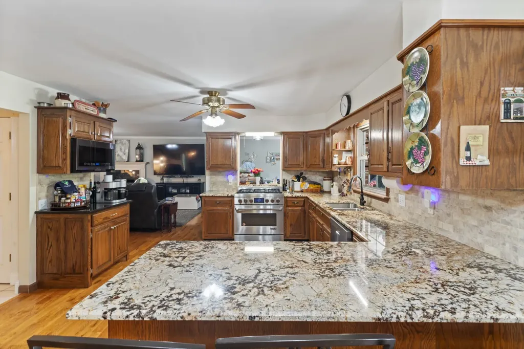 7422 Indian Creek Road Mc Ewen TN 37101