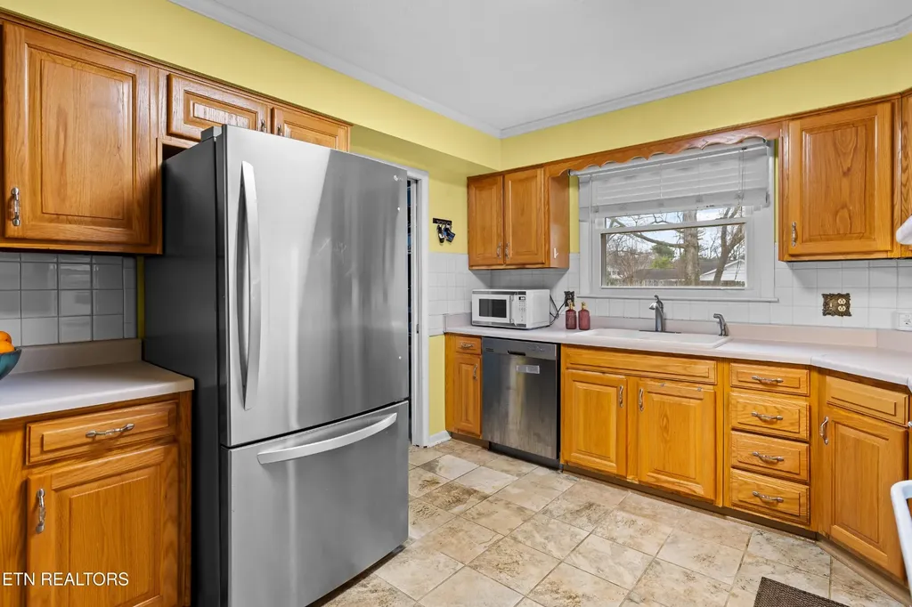 117 Essex Drive Knoxville TN 37922