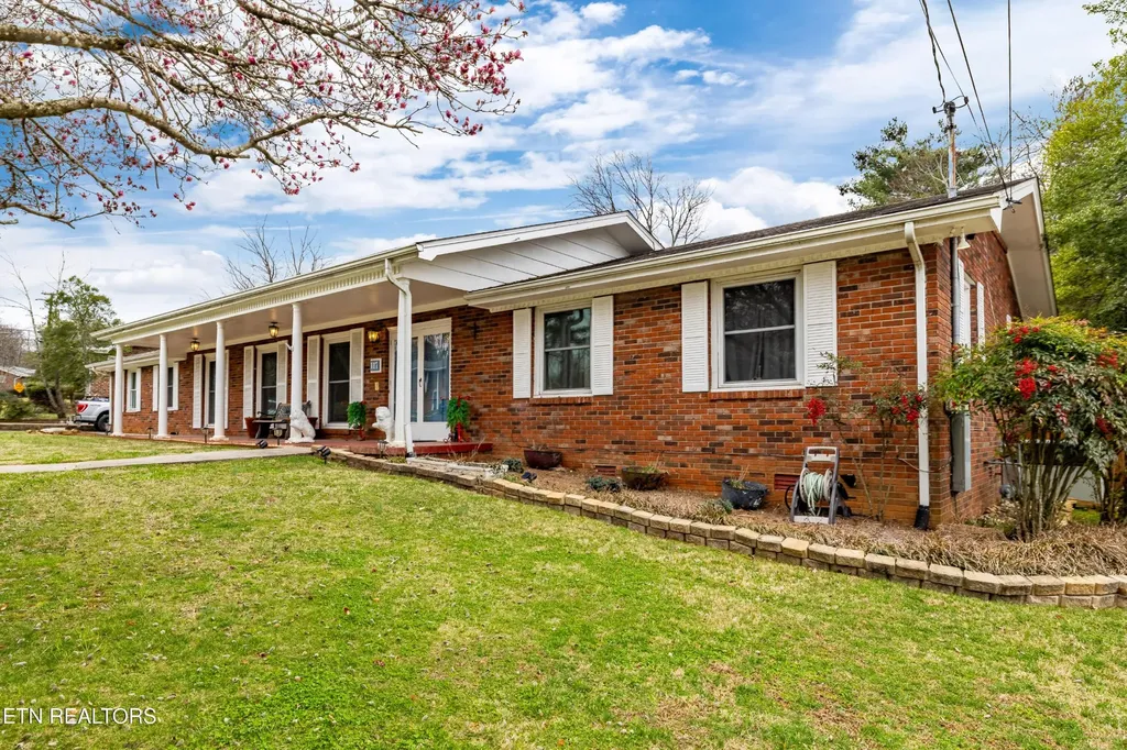 117 Essex Drive Knoxville TN 37922