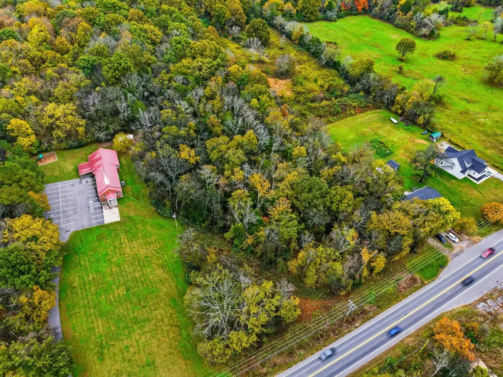 8322 Horton Highway College Grove TN 37046