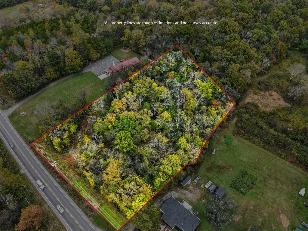 8322 Horton Highway College Grove TN 37046