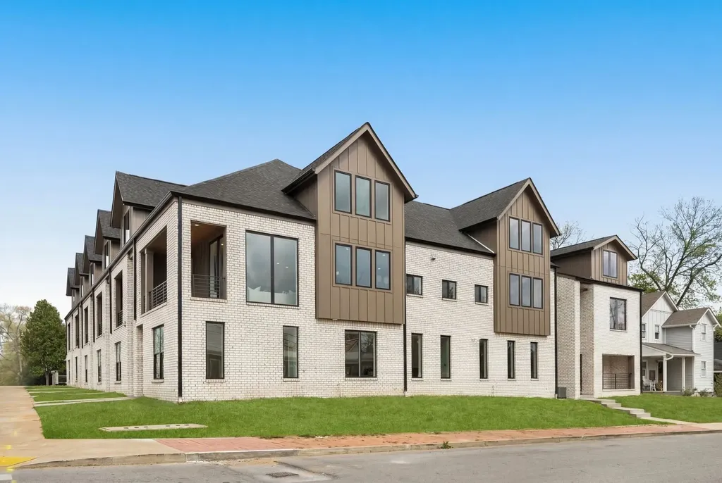 921 Cheatham Place Nashville TN 37208