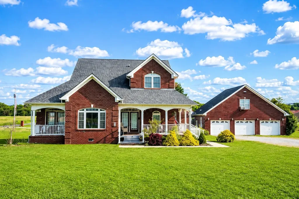 23 Skidmore Lane Winchester TN 37398