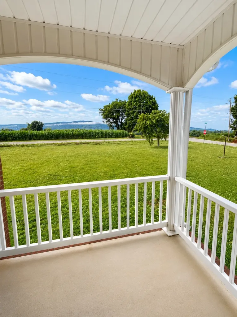 23 Skidmore Lane Winchester TN 37398