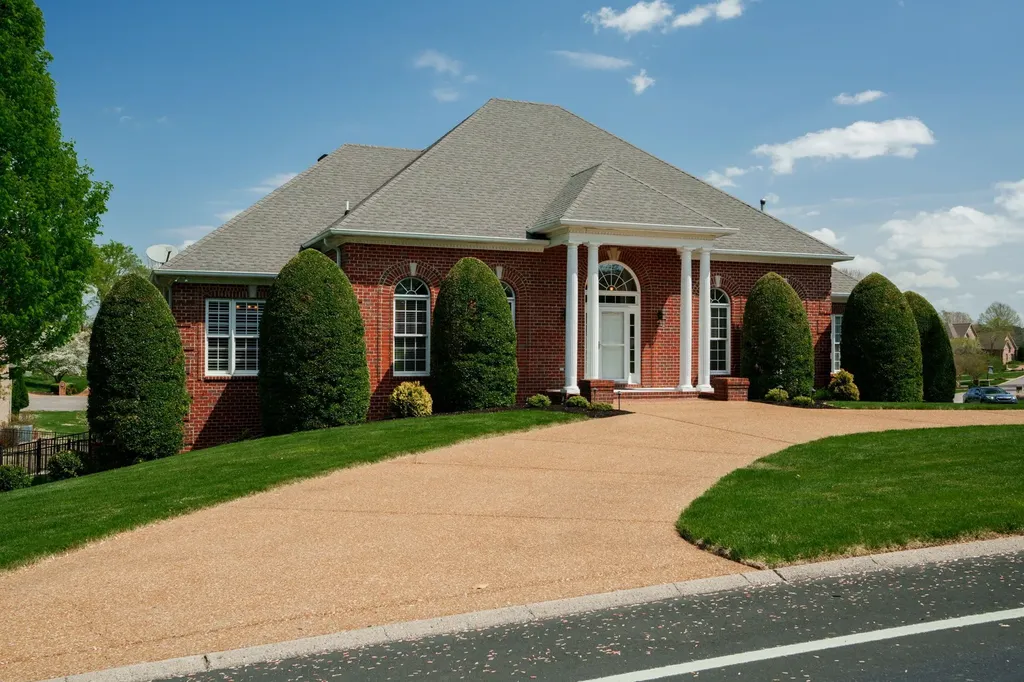 2108 Rodman Boulevard Gallatin TN 37066