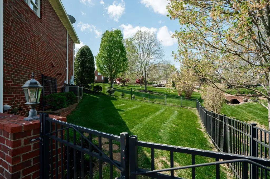2108 Rodman Boulevard Gallatin TN 37066