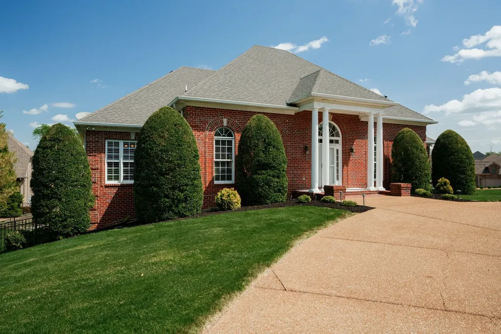 2108 Rodman Boulevard Gallatin TN 37066