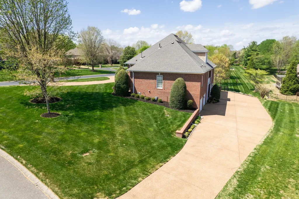 2108 Rodman Boulevard Gallatin TN 37066