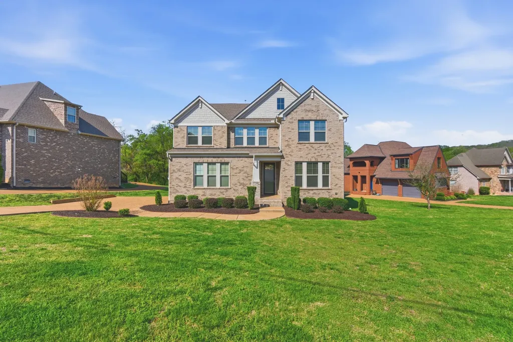 600 Cherry Grove Point Whites Creek TN 37189