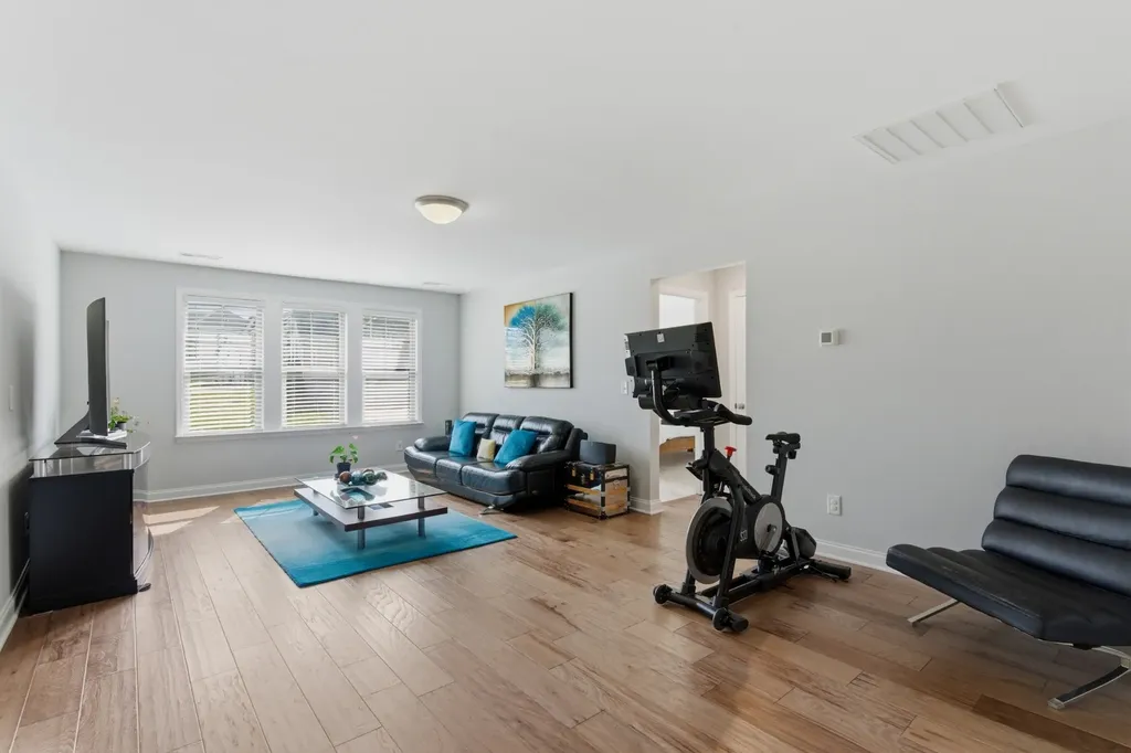 600 Cherry Grove Point Whites Creek TN 37189