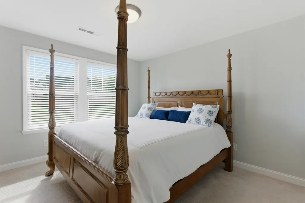 600 Cherry Grove Point Whites Creek TN 37189