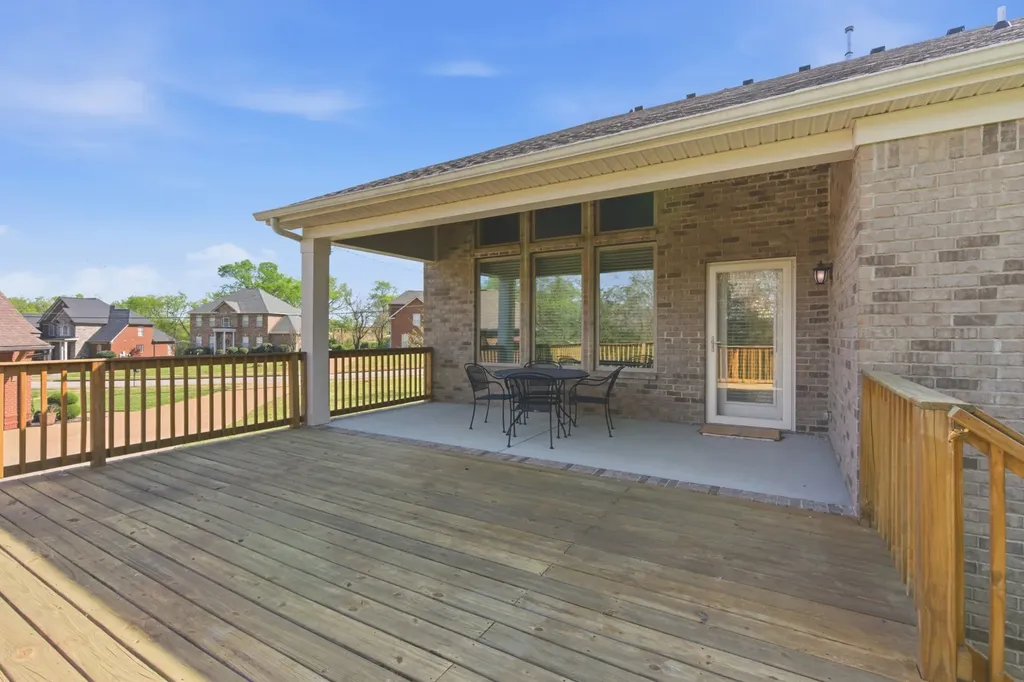600 Cherry Grove Point Whites Creek TN 37189