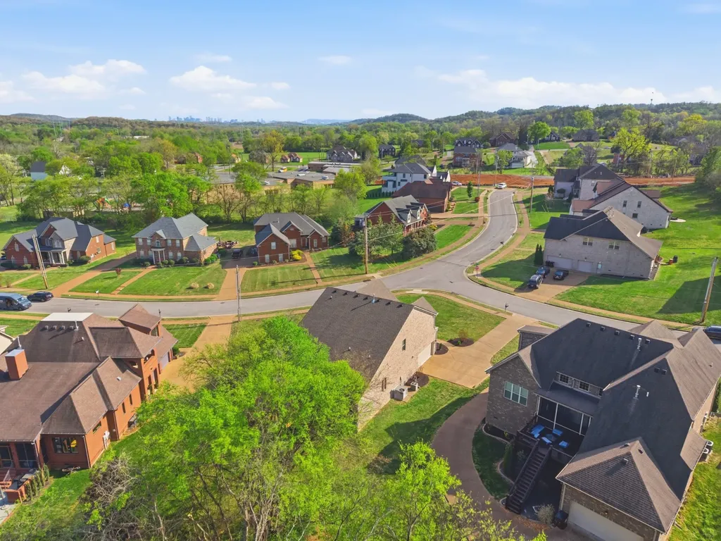 600 Cherry Grove Point Whites Creek TN 37189